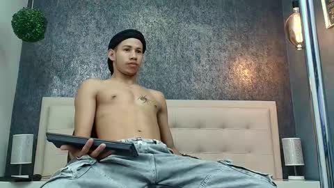   online show from 03/09/26, 03:54