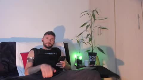 erickpritz_xh online show from 05/04/26, 10:17