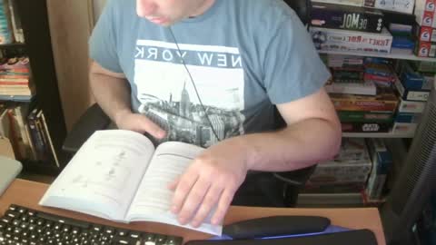 Snapshot of erik_dapper chatting on 05/13/26, 07:39 Erik Dapper online show from 05/13/26, 07:39