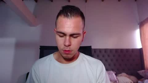 Erik rodriguez online show from 12/21/25, 11:28