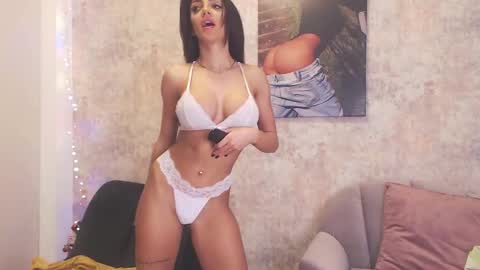 Erikabeee online show from 01/24/25, 06:46