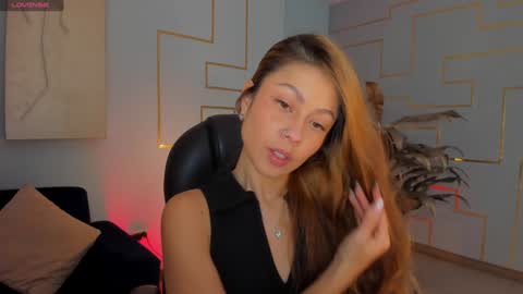 Snapshot of erikabenz chatting on 02/01/25, 12:16 Erika Benz online show from 02/01/25, 12:16