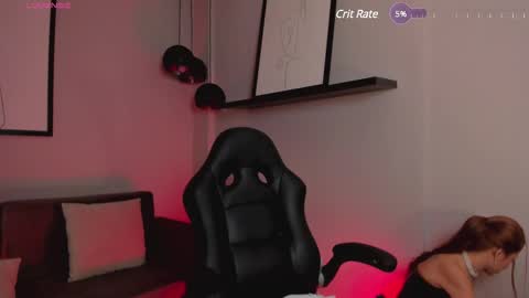 Snapshot of erikabenz chatting on 02/19/25, 03:16 Erika Benz online show from 02/19/25, 03:16