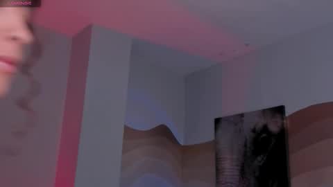 Snapshot of erikabenz chatting on 09/29/25, 12:21 Erika Benz online show from 09/29/25, 12:21