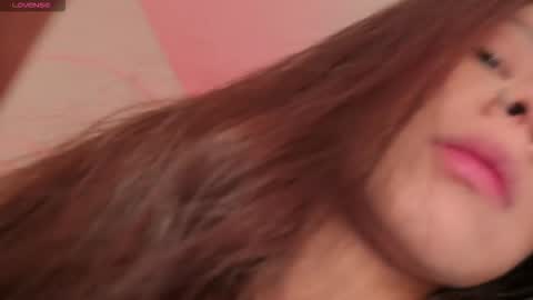 Snapshot of erikabenz chatting on 11/26/25, 12:28 Erika Benz online show from 11/26/25, 12:28