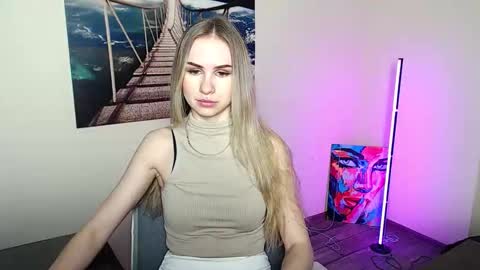 Erika online show from 04/03/26, 12:03