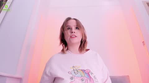 Snapshot of erikalustx chatting on 12/29/24, 04:16 Erika online show from 12/29/24, 04:16