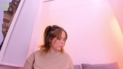 Snapshot of erikalustx chatting on 01/03/25, 04:11 Erika online show from 01/03/25, 04:11