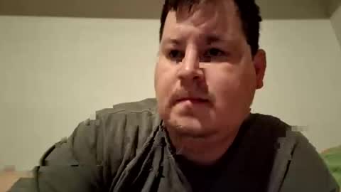Snapshot of erikstar chatting on 05/17/26, 02:20 erikstar online show from 05/17/26, 02:20