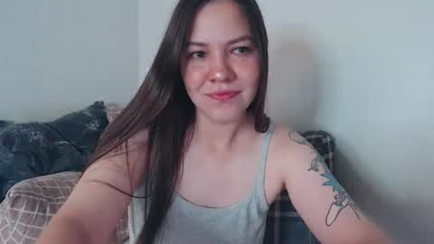 Snapshot of erin_love_ chatting on 06/16/26, 07:00 Erin online show from 06/16/26, 07:00
