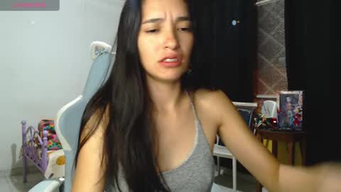 Snapshot of erina_1 chatting on 12/17/24, 03:06 erina_1 online show from 12/17/24, 03:06