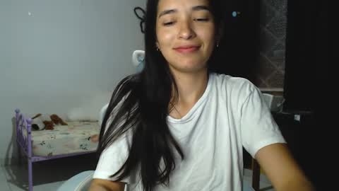 Snapshot of erina_1 chatting on 01/10/25, 11:50 erina_1 online show from 01/10/25, 11:50