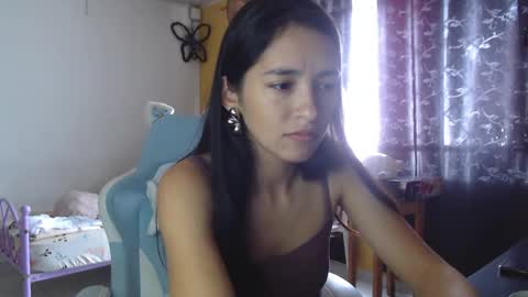 Snapshot of erina_1 chatting on 02/20/25, 04:14 erina_1 online show from 02/20/25, 04:14