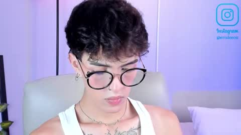   online show from 11/21/25, 09:24