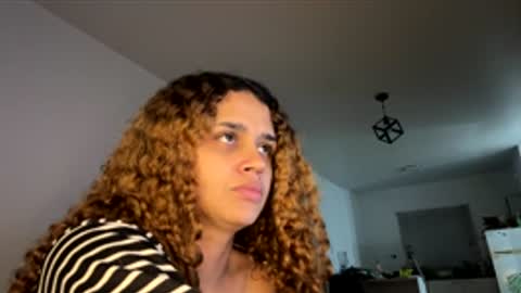 Snapshot of erixed chatting on 12/01/25, 03:33 Gabs online show from 12/01/25, 03:33