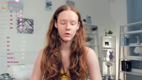 Sofia online show from 10/30/25, 07:43