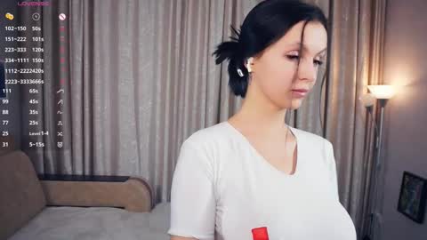 Erline and Monica online show from 12/22/25, 07:11