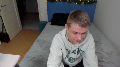Snapshot of ermak_reborn chatting on 01/19/25, 04:22 Max online show from 01/19/25, 04:22