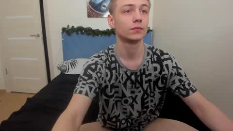 Snapshot of ermak_reborn chatting on 03/08/25, 01:06 Max online show from 03/08/25, 01:06