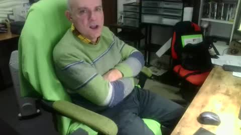 Snapshot of ernello chatting on 10/04/25, 08:40 ernello online show from 10/04/25, 08:40