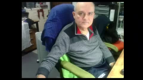 Snapshot of ernello chatting on 07/05/26, 06:15 ernello online show from 07/05/26, 06:15