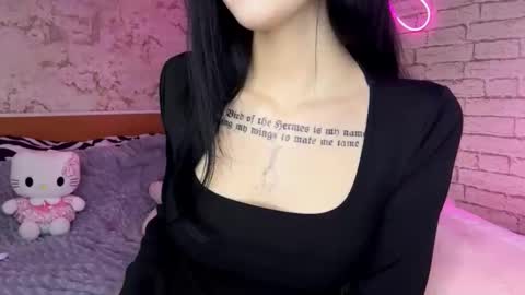 Snapshot of ernestinezalesky chatting on 02/14/26, 07:16 Nina online show from 02/14/26, 07:16