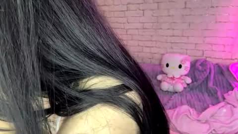 Snapshot of ernestinezalesky chatting on 02/22/26, 11:09 Nina online show from 02/22/26, 11:09