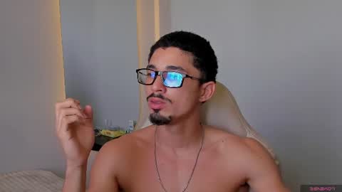 Snapshot of eros_becker_ chatting on 06/11/26, 02:15 eros_becker_ online show from 06/11/26, 02:15