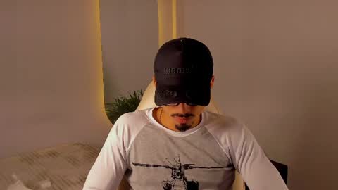 Snapshot of eros_becker_ chatting on 06/24/26, 05:28 eros_becker_ online show from 06/24/26, 05:28