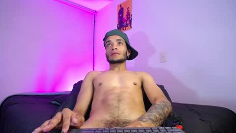 Snapshot of eros_chipre chatting on 01/30/25, 06:46 Eros online show from 01/30/25, 06:46