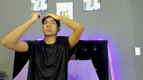 Eros Lux1 online show from 04/22/26, 12:07