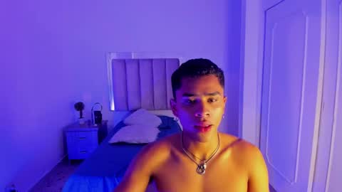 Snapshot of eros_wild chatting on 03/08/25, 08:22 eros_wild online show from 03/08/25, 08:22