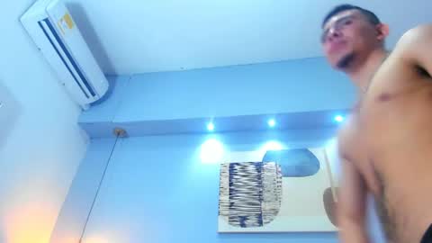 Snapshot of eross_santy chatting on 06/26/26, 03:16 Eross online show from 06/26/26, 03:16