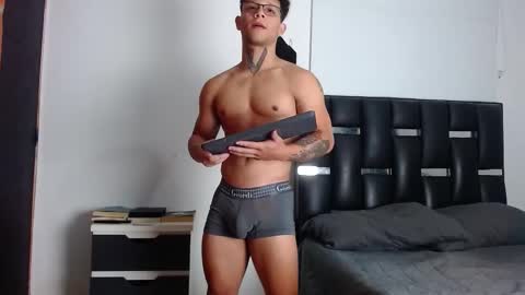 Eros online show from 01/09/26, 05:37