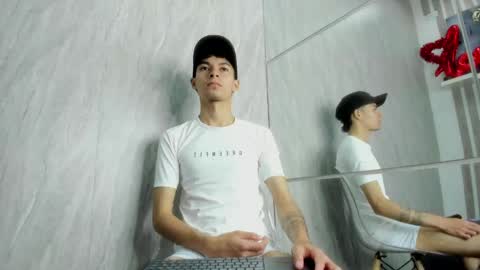 Eros Yoss online show from 05/05/26, 12:24