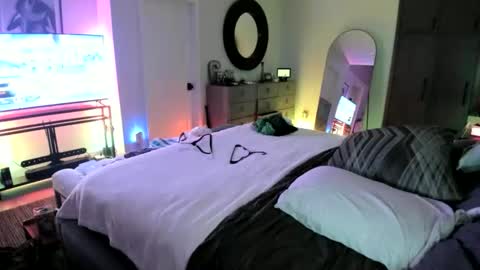 Snapshot of eroticextasy818 chatting on 10/13/25, 10:37 eroticextasy818 online show from 10/13/25, 10:37