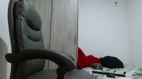 Snapshot of eroticoblack chatting on 07/05/26, 03:13 Eroticoblack online show from 07/05/26, 03:13