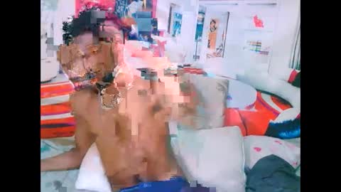 Snapshot of eroticpoison69 chatting on 02/24/26, 05:55 Liam online show from 02/24/26, 05:55