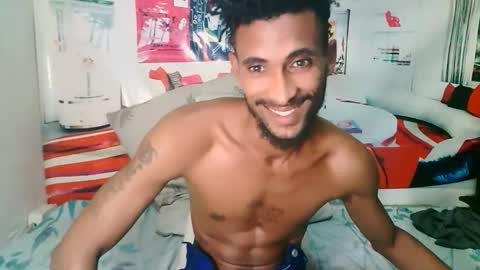 Snapshot of eroticpoison69 chatting on 02/26/26, 05:12 Liam online show from 02/26/26, 05:12