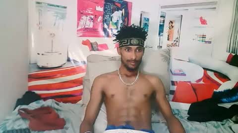 Snapshot of eroticpoison69 chatting on 03/01/26, 05:48 Liam online show from 03/01/26, 05:48