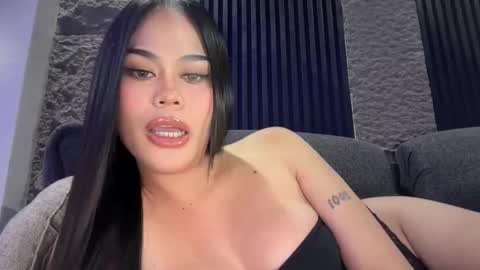 monica online show from 10/22/25, 05:41