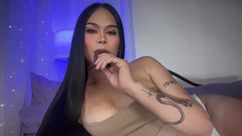 monica online show from 11/04/25, 12:37