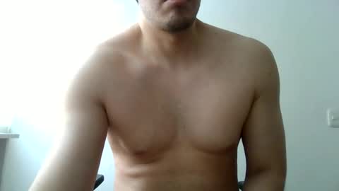 Snapshot of erra311 chatting on 06/30/26, 06:42 erra311 online show from 06/30/26, 06:42