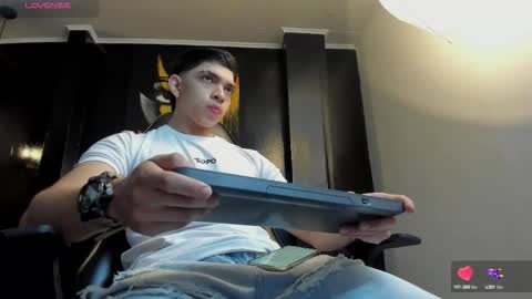 Eryon online show from 09/18/25, 11:12