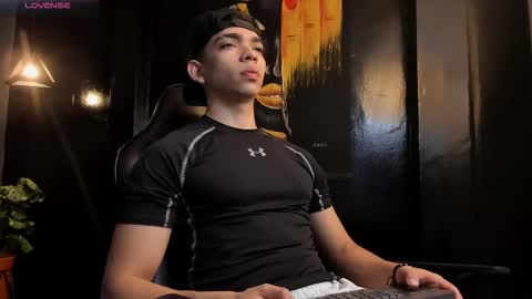 Eryon online show from 11/12/25, 11:21