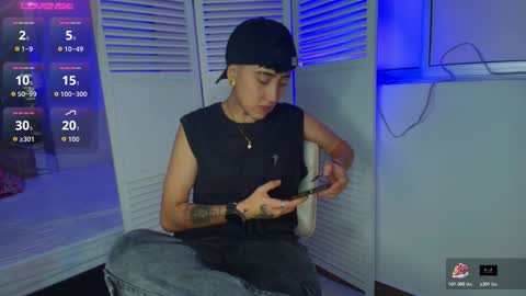 Snapshot of eryx_eriscor chatting on 11/21/25, 02:16 Eryx online show from 11/21/25, 02:16