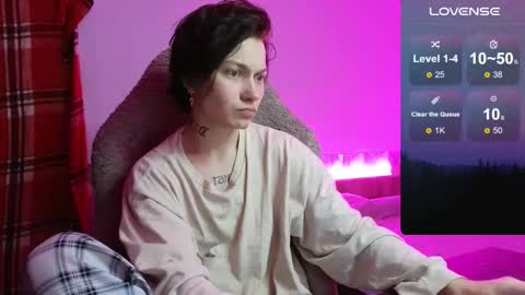 esajukyy online show from 11/05/25, 01:00