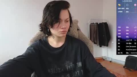 esajukyy online show from 04/28/26, 01:26