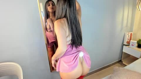 Escarlet online show from 01/18/25, 01:18