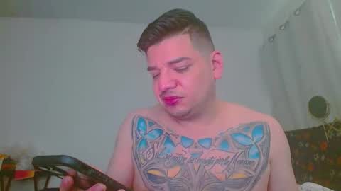 Snapshot of escodamus12 chatting on 01/10/25, 11:39 escodamus12 online show from 01/10/25, 11:39